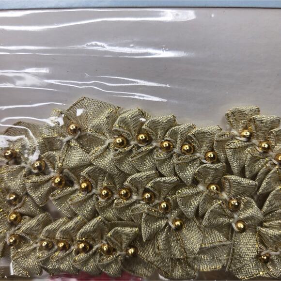 NWT Darice Ribbon Bows Sets - Red w/ White and Gold 3 Pack Set 135 Total Count - Picture 3 of 3